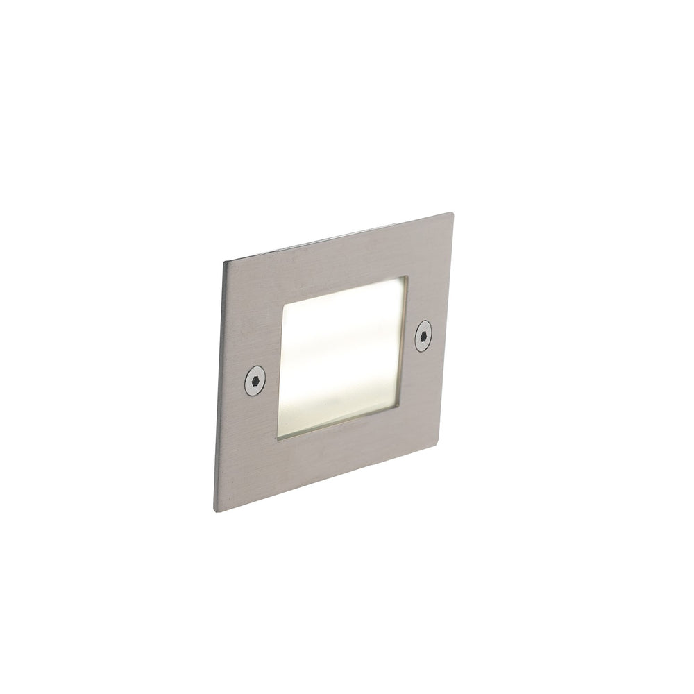 Segnapassi Bolt in acciaio e alluminio con LED SMD 3W e 6W. Disponibile in due dimensioni.