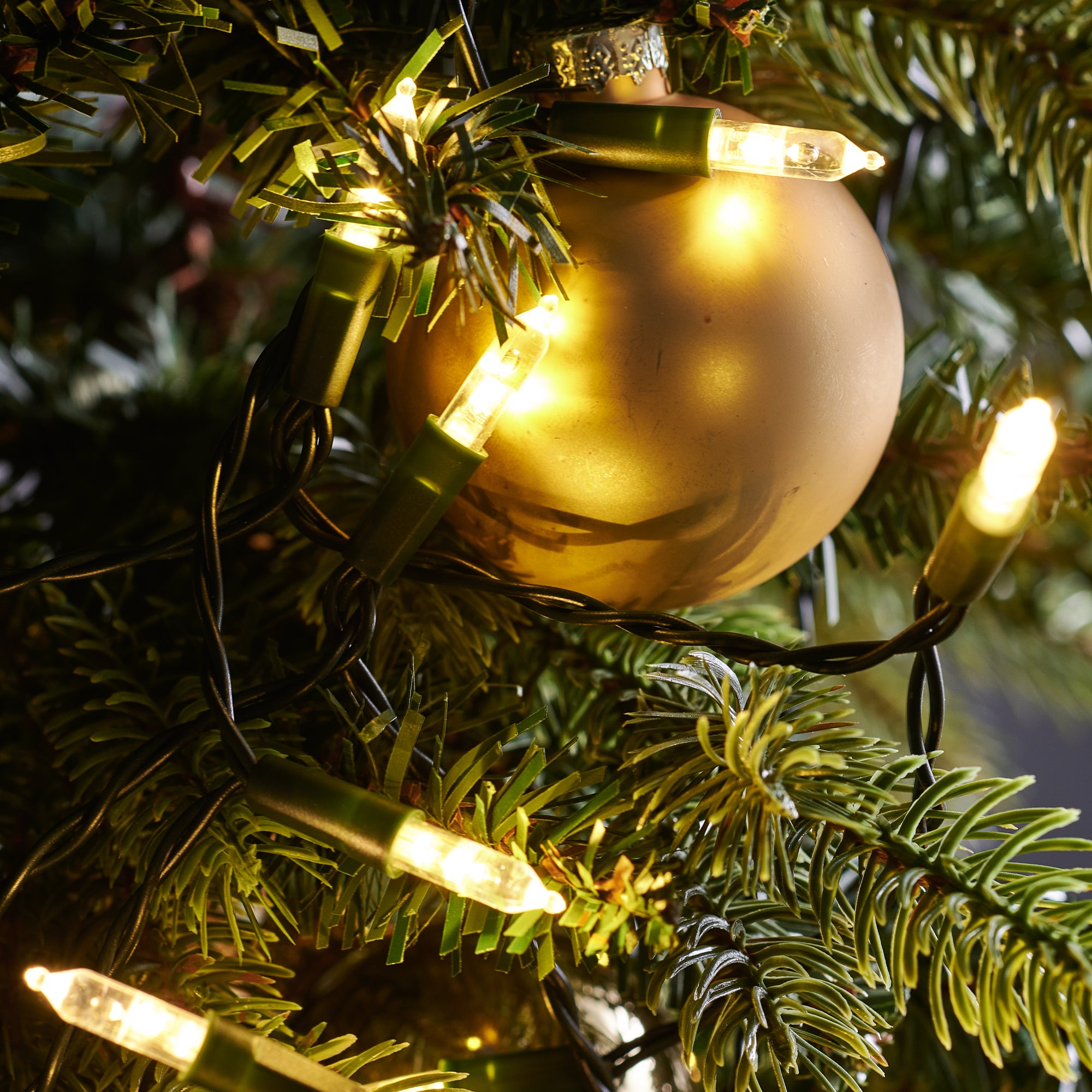 Lot de 20 boules de Noël 6 cm.