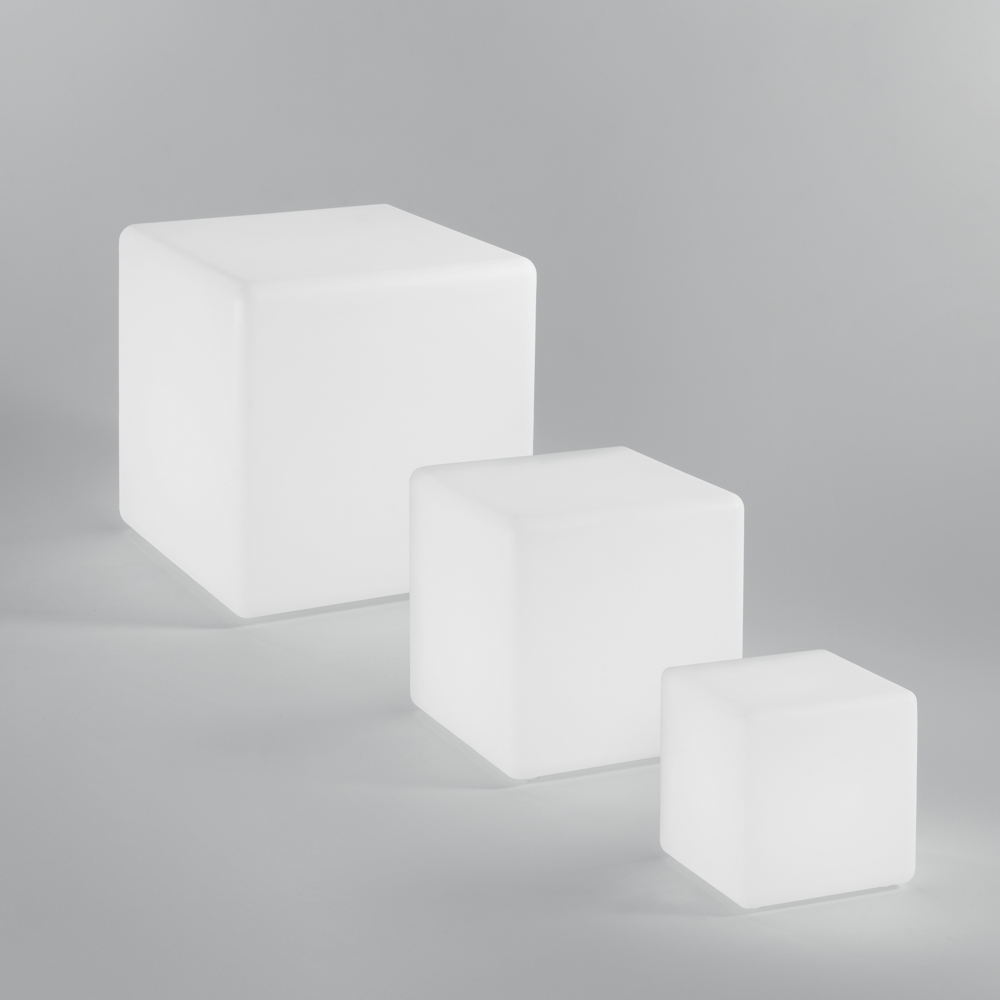 Lampade ricaricabili da esterno dalla forma a cubo