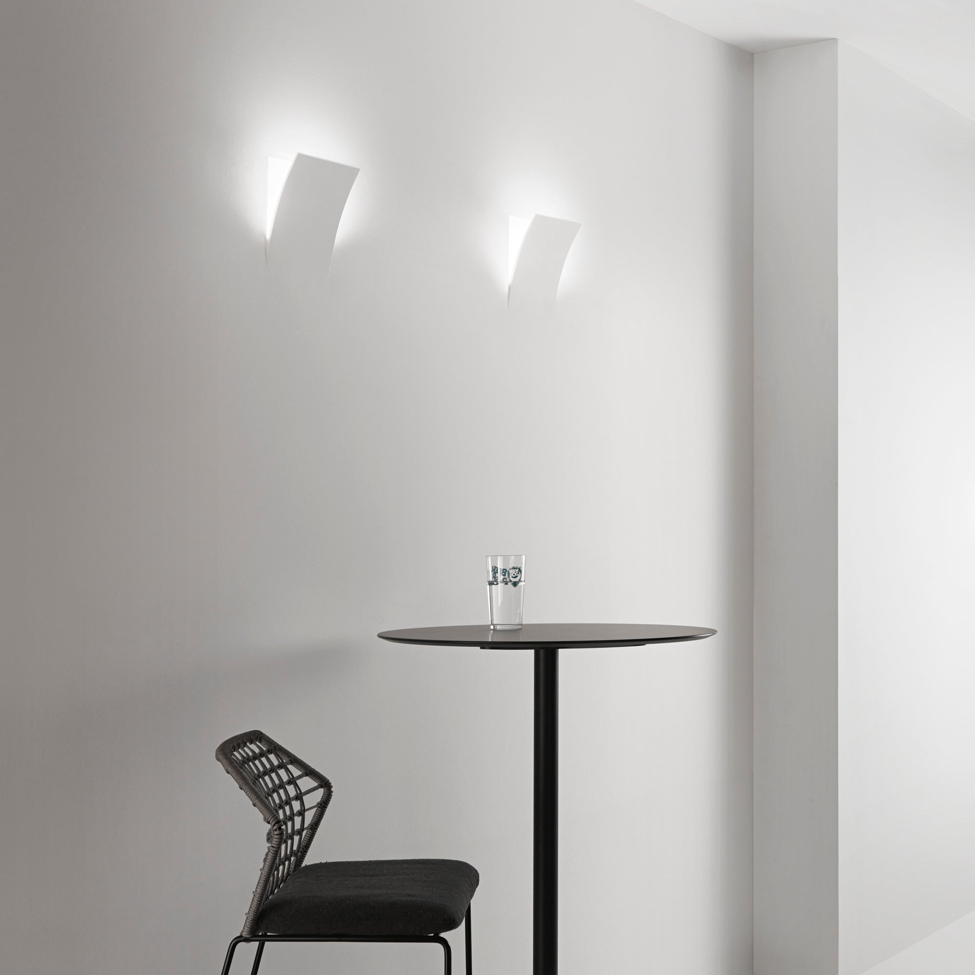 Applique ANIMA in gesso bianco verniciabile (2xE14) - FT-FeelThe
