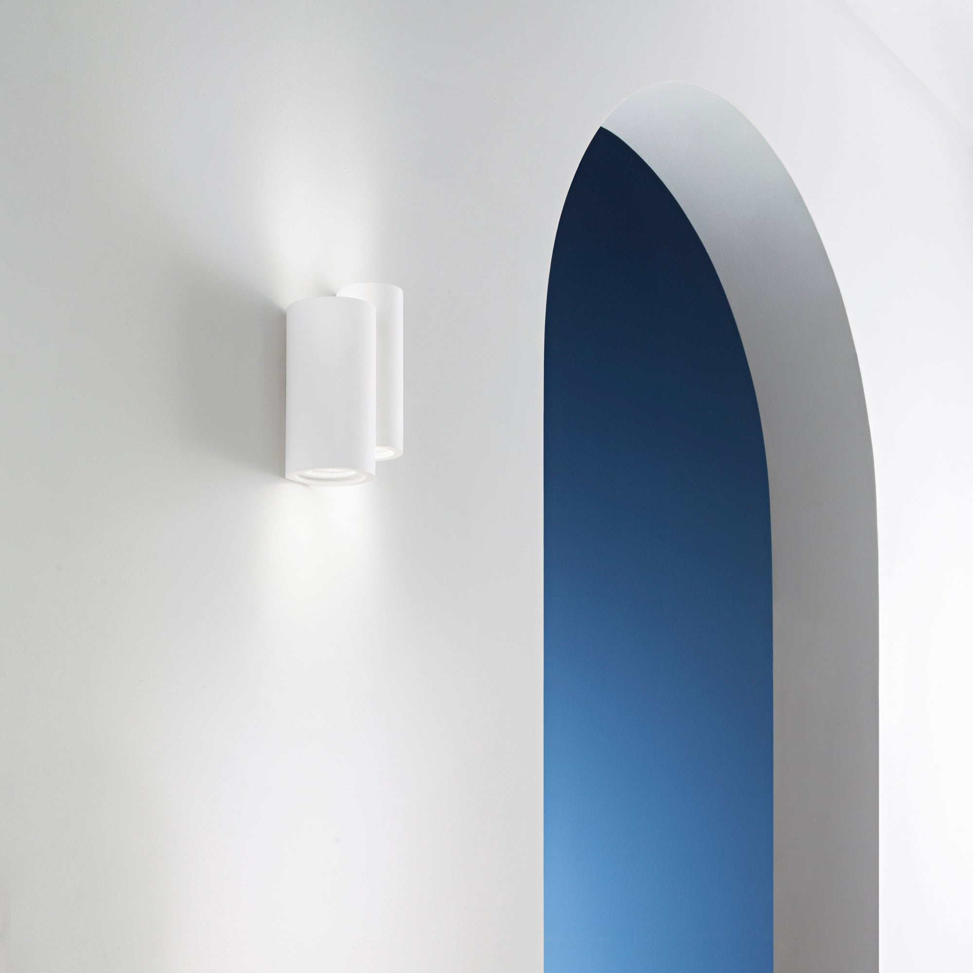 Applique BANJIE verniciabile con luce biemissione (4xGU10) - FT-FeelThe