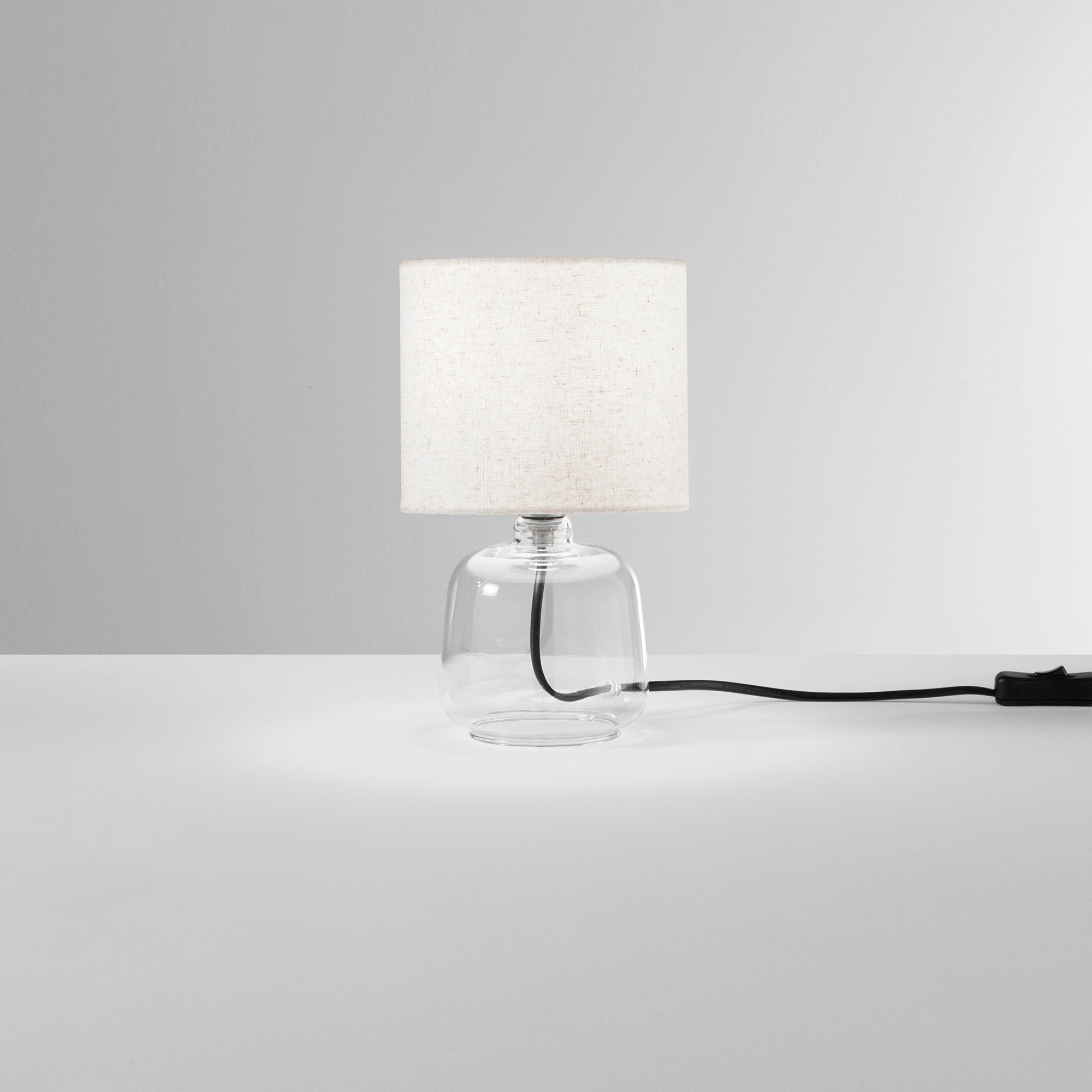 Lume Emerald trasparente - Foto sfondo grigio