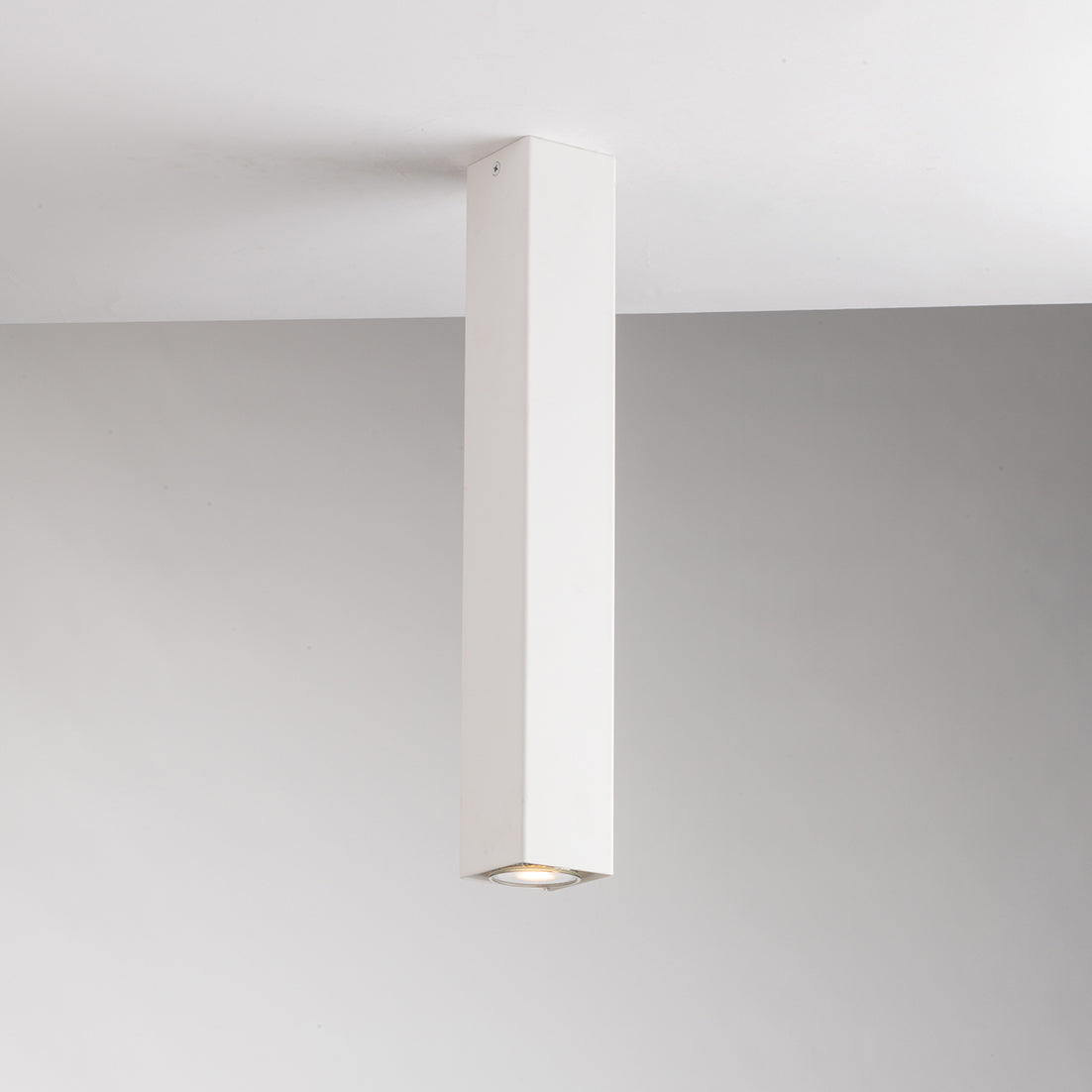 Plafoniera a sospensione FLUKE con struttura quadrata - FT-FeelThe