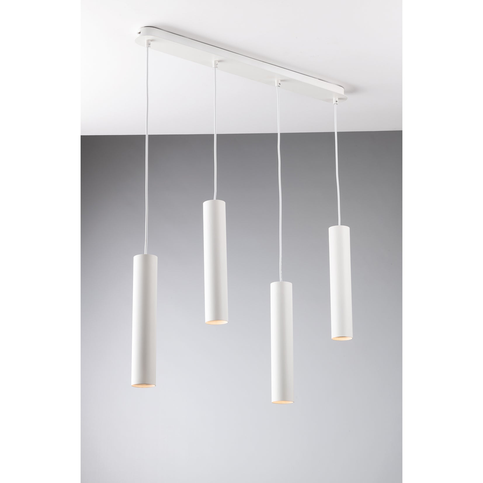 Lampadario a sospensione FLUKE con quattro pendenti e struttura tubolare - FT-FeelThe
