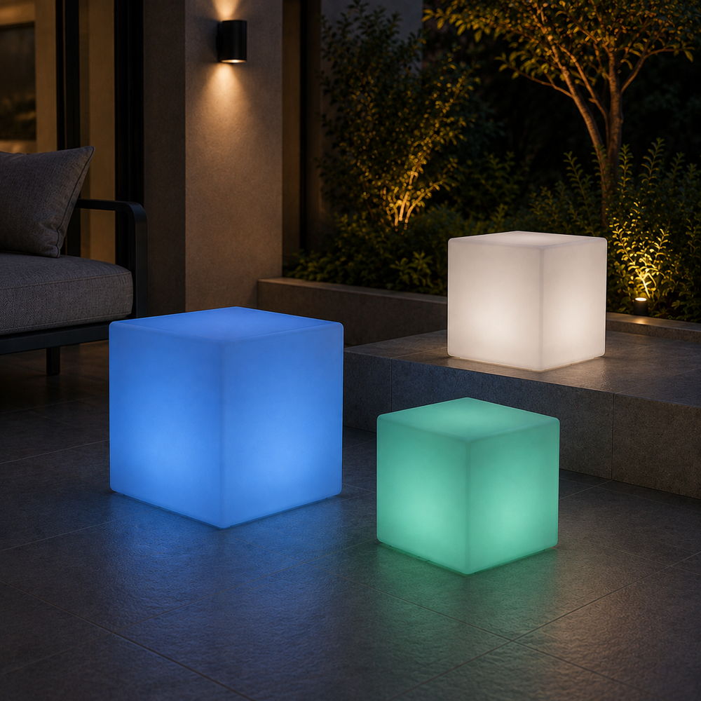 3 Lampade a cubo decorative con luce RGB in terrazzo serale