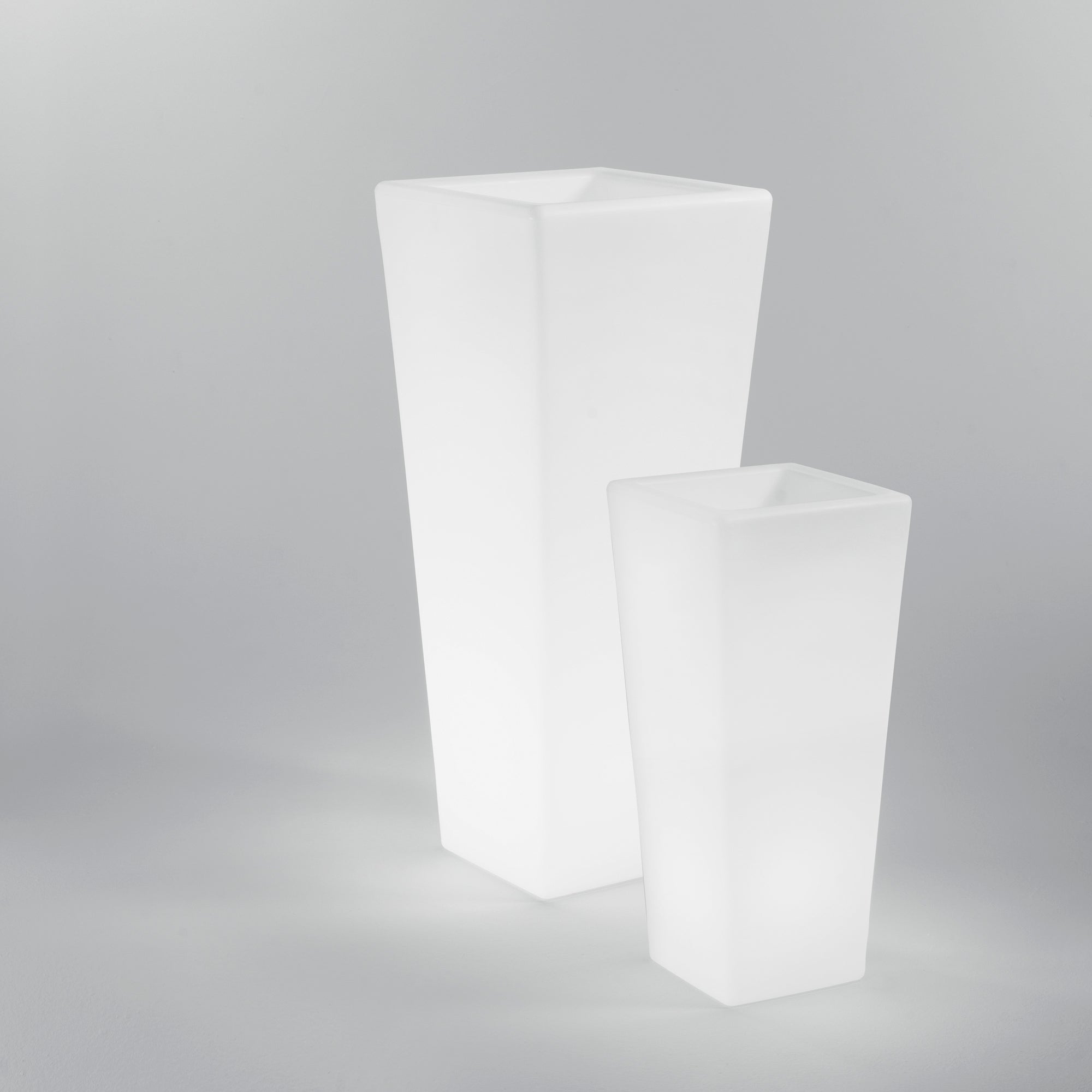 Lampe vase d'extérieur LED GECO avec lumière RGB multicolore réglable et lumière naturelle, avec télécommande incluse
