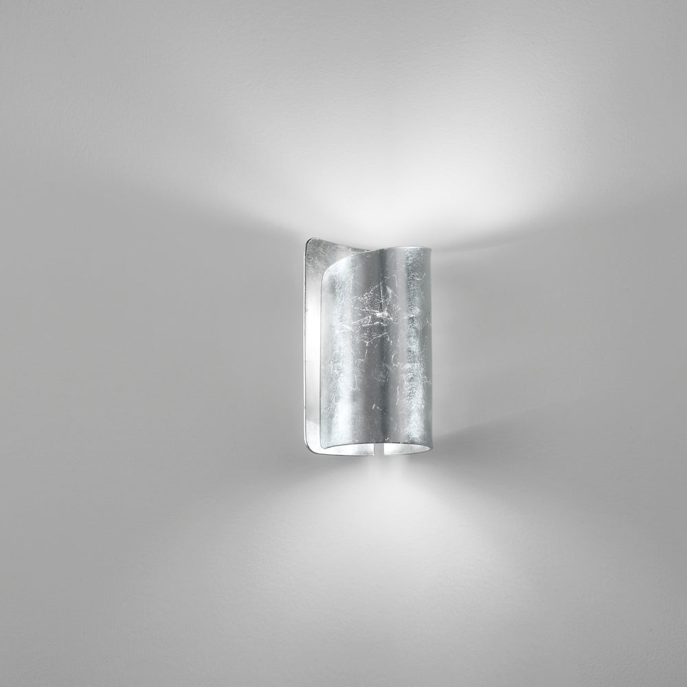 Aplique IMAGINE en vidrio curvo con estructura de aluminio