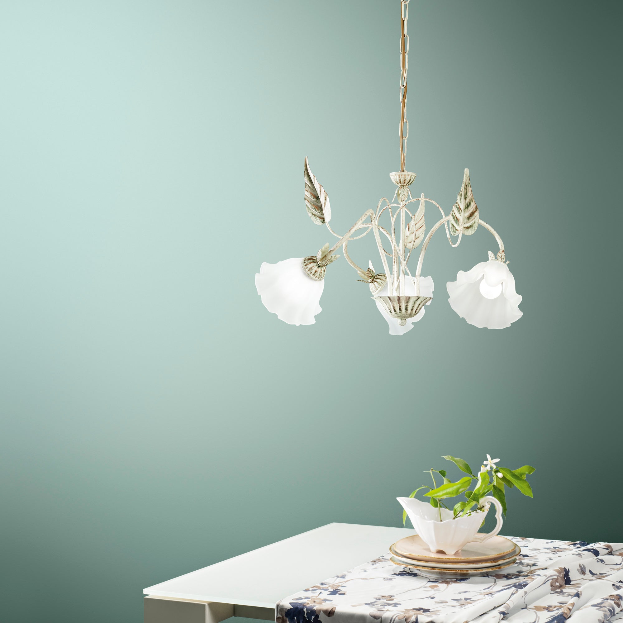 ISOTTA chandelier in ivory metal and three white glass diffusers