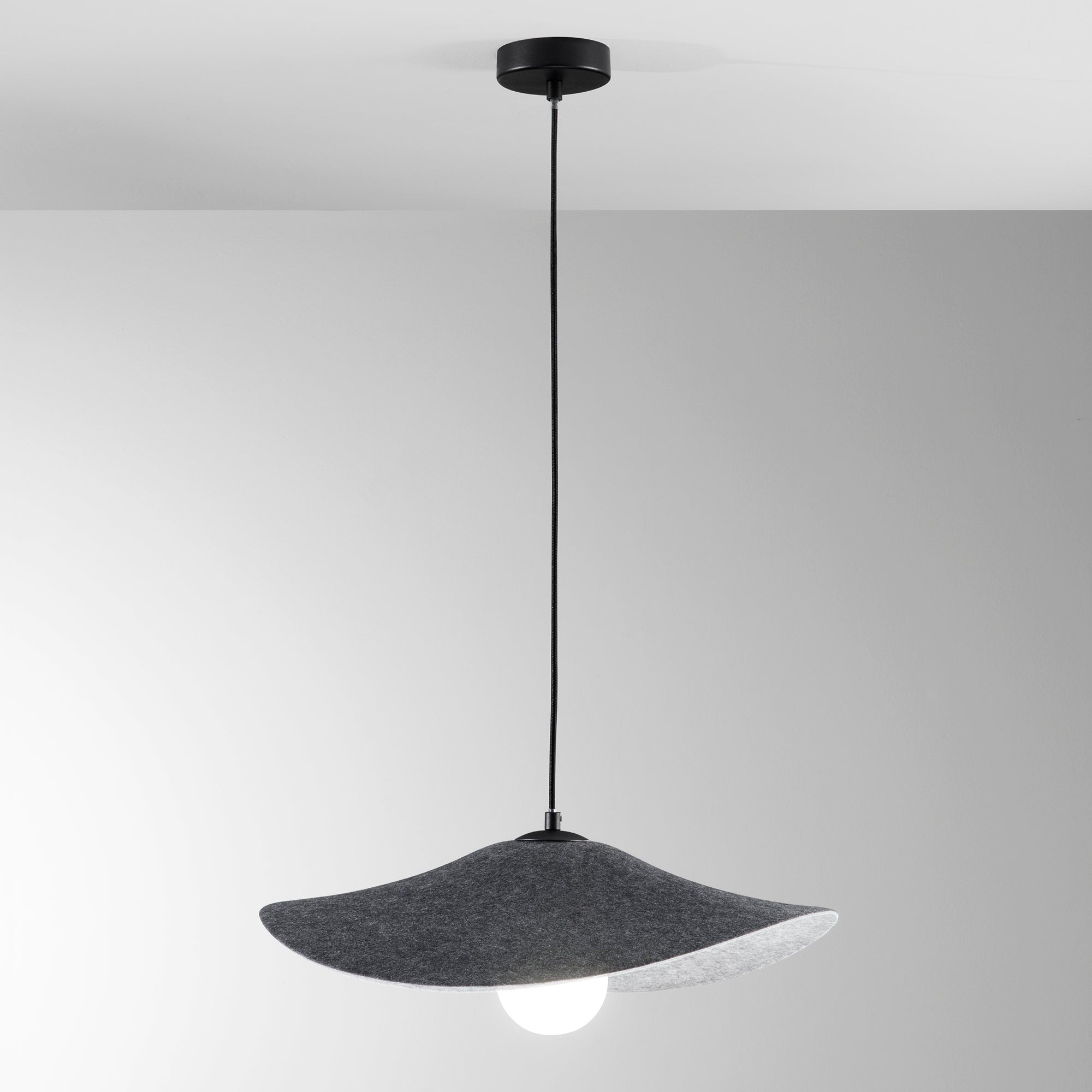 Sopensione Lenglen in feltro | FT Feel The