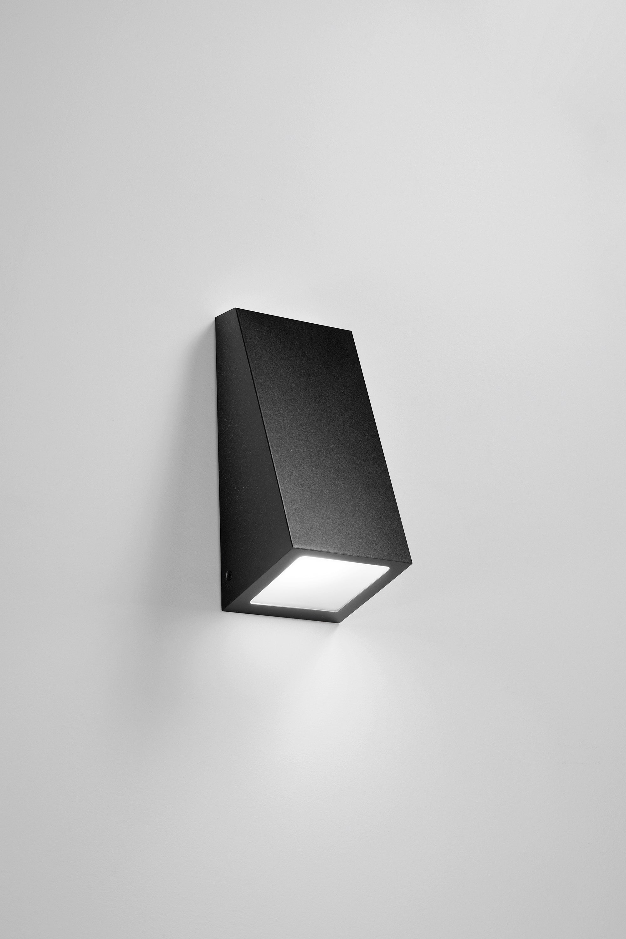 Applique POPUP in metallo da interno ed esterno | FT Feel The