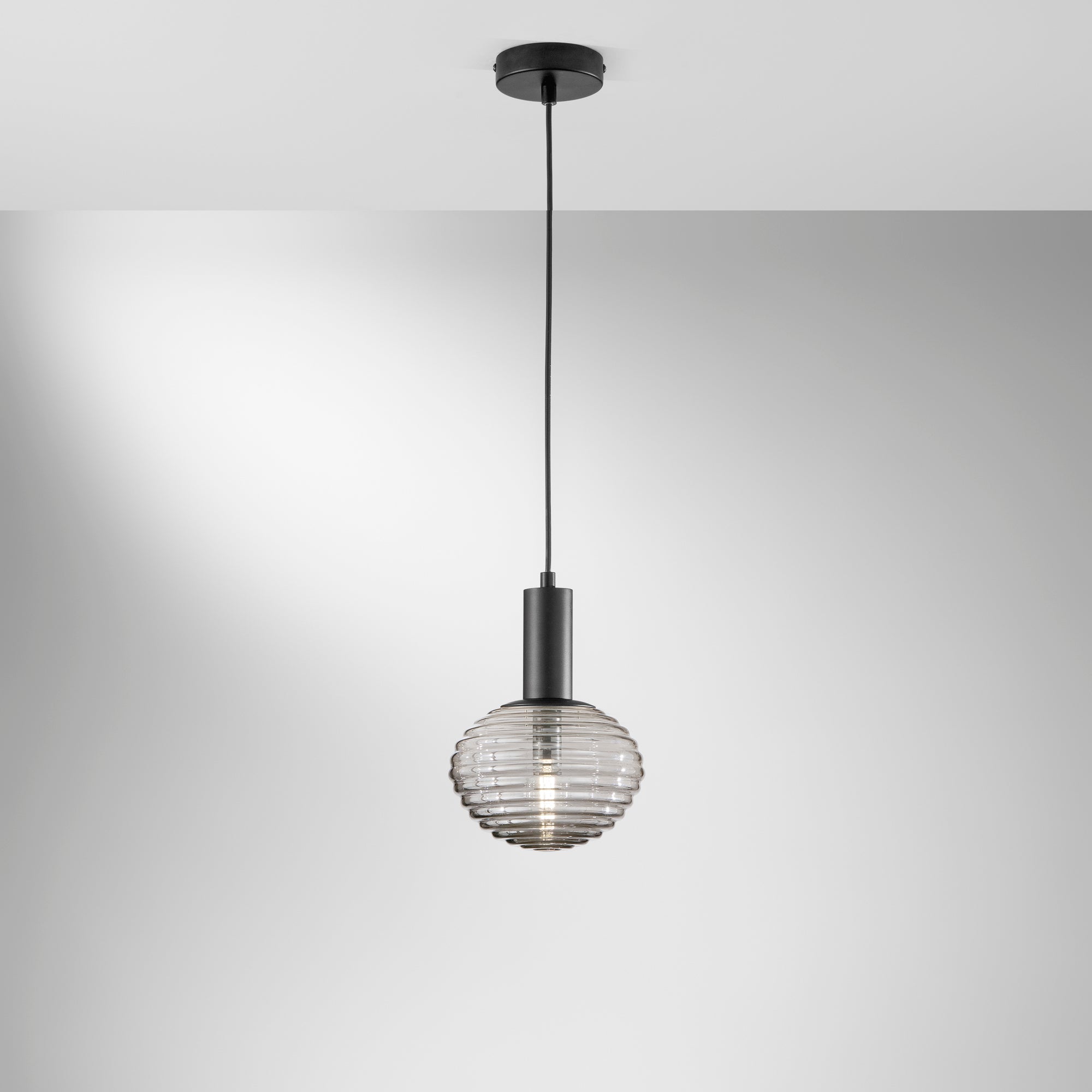 Sospensione RIPPLE in metallo con diffusore in vetro - FT-FeelThe