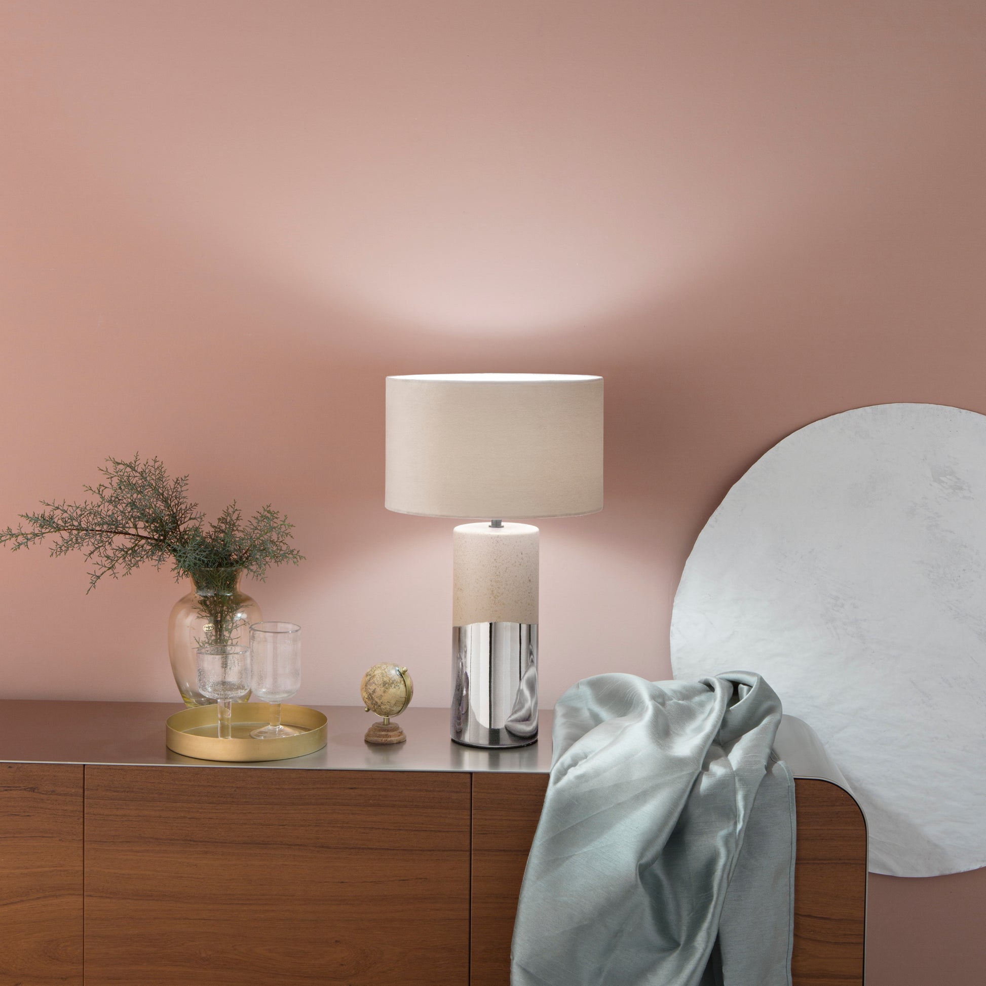 Lampada da tavolo TATAKA in ceramica con paralume in tessuto 55 cm. - FT-FeelThe