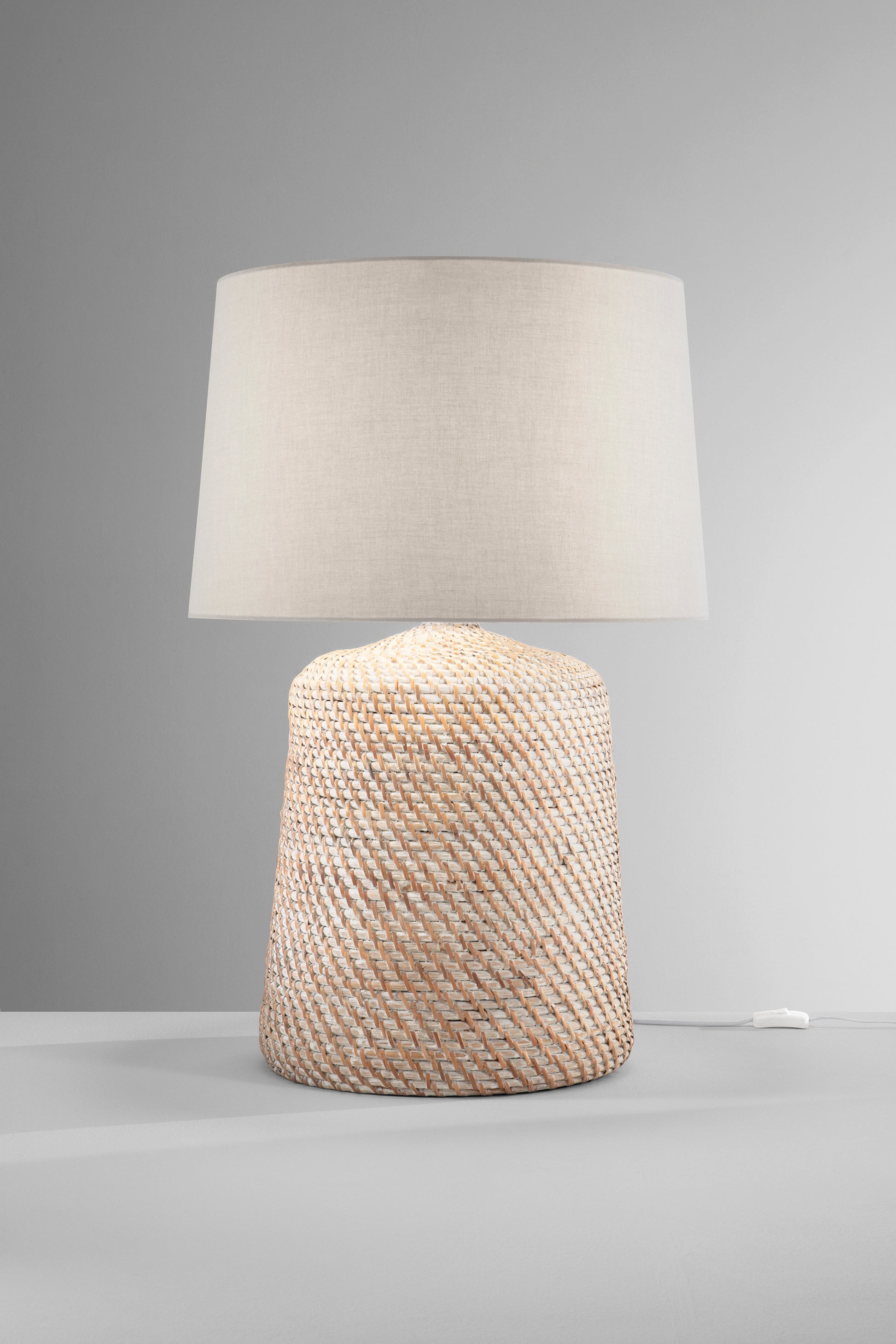 Lume THONET in rattan | FT Feel The