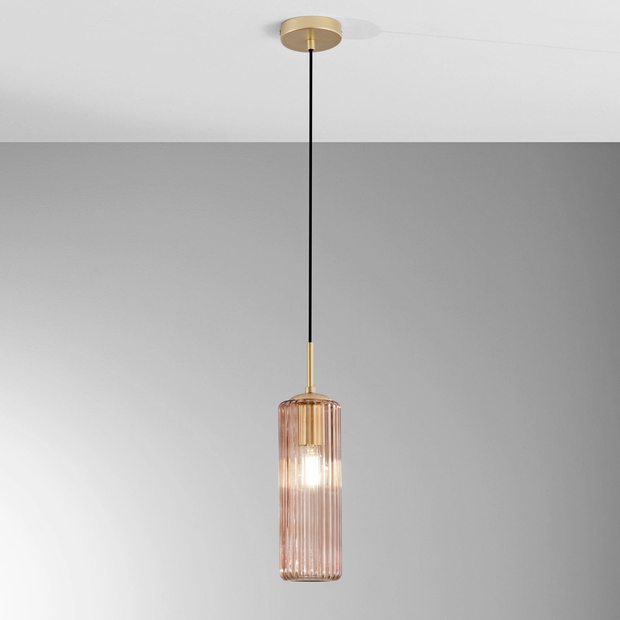 Sospensione Venice con vetro ambra