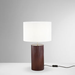 Lampada da tavolo Woodlog - Foto sfondo grigio