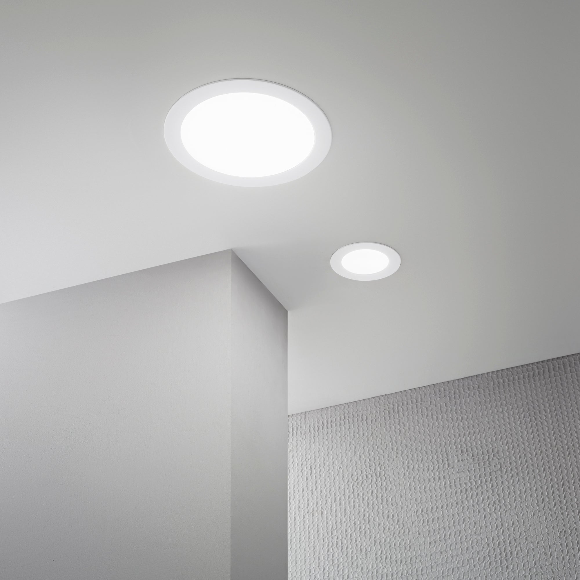 Luminaire encastré LED SLIM en aluminium blanc avec interrupteur CCT pour changer la température de couleur