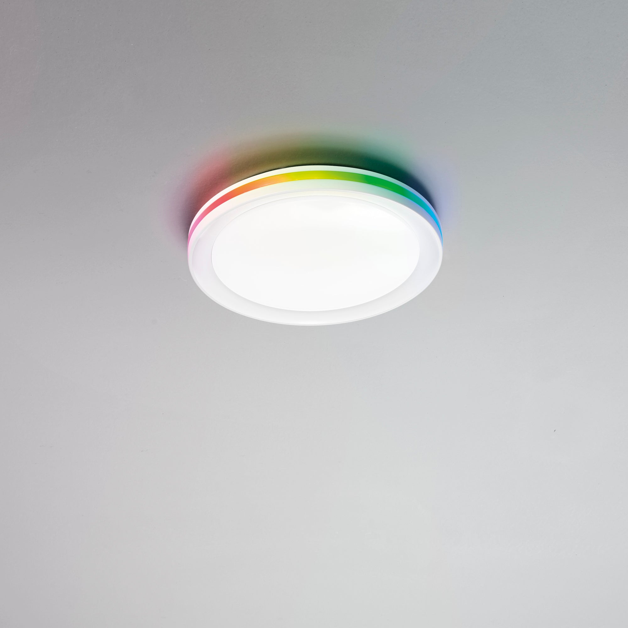 White MAKEUP LED ceiling light with CCT and RGB function 35W 40x40 cm.