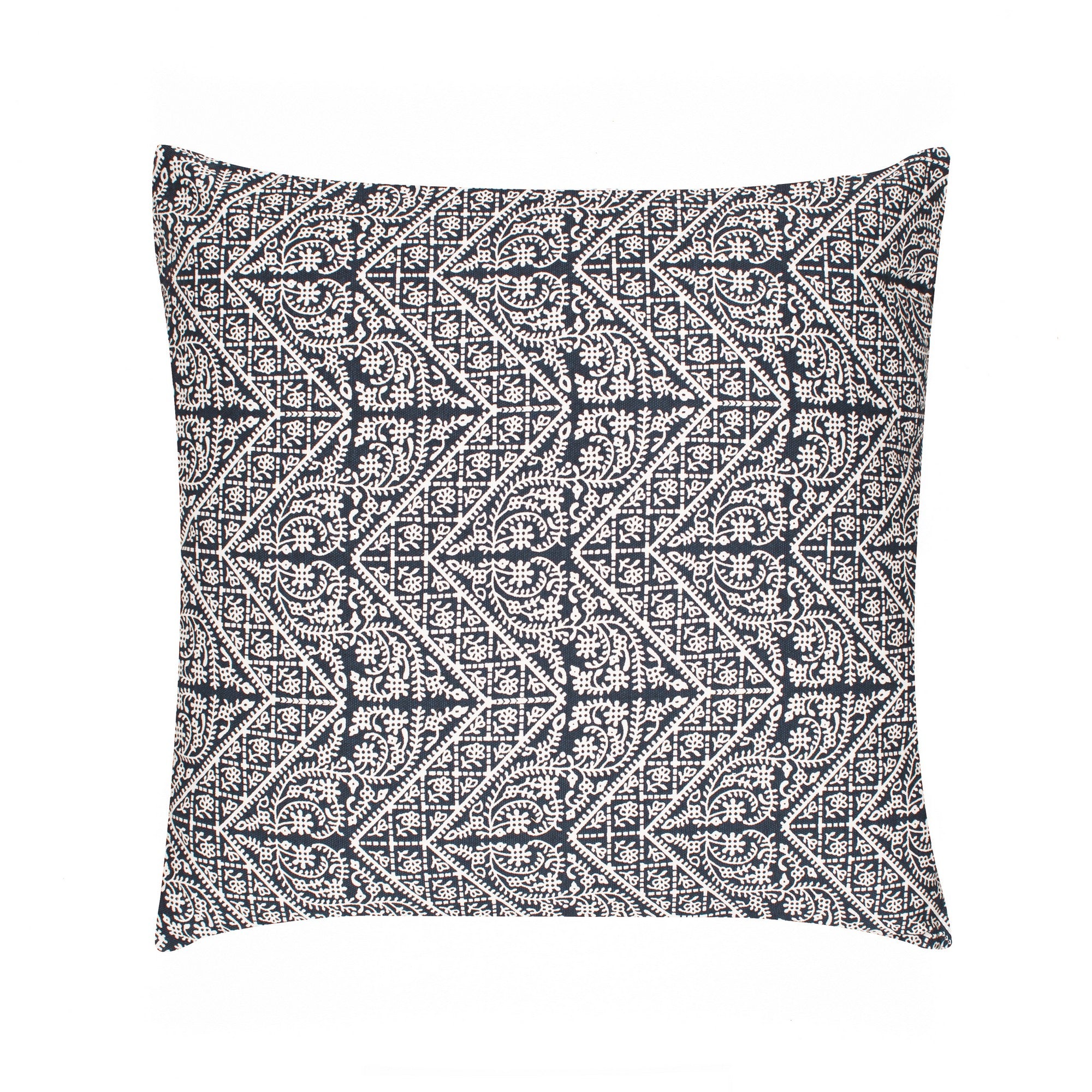 ARIA cushion with cotton cover