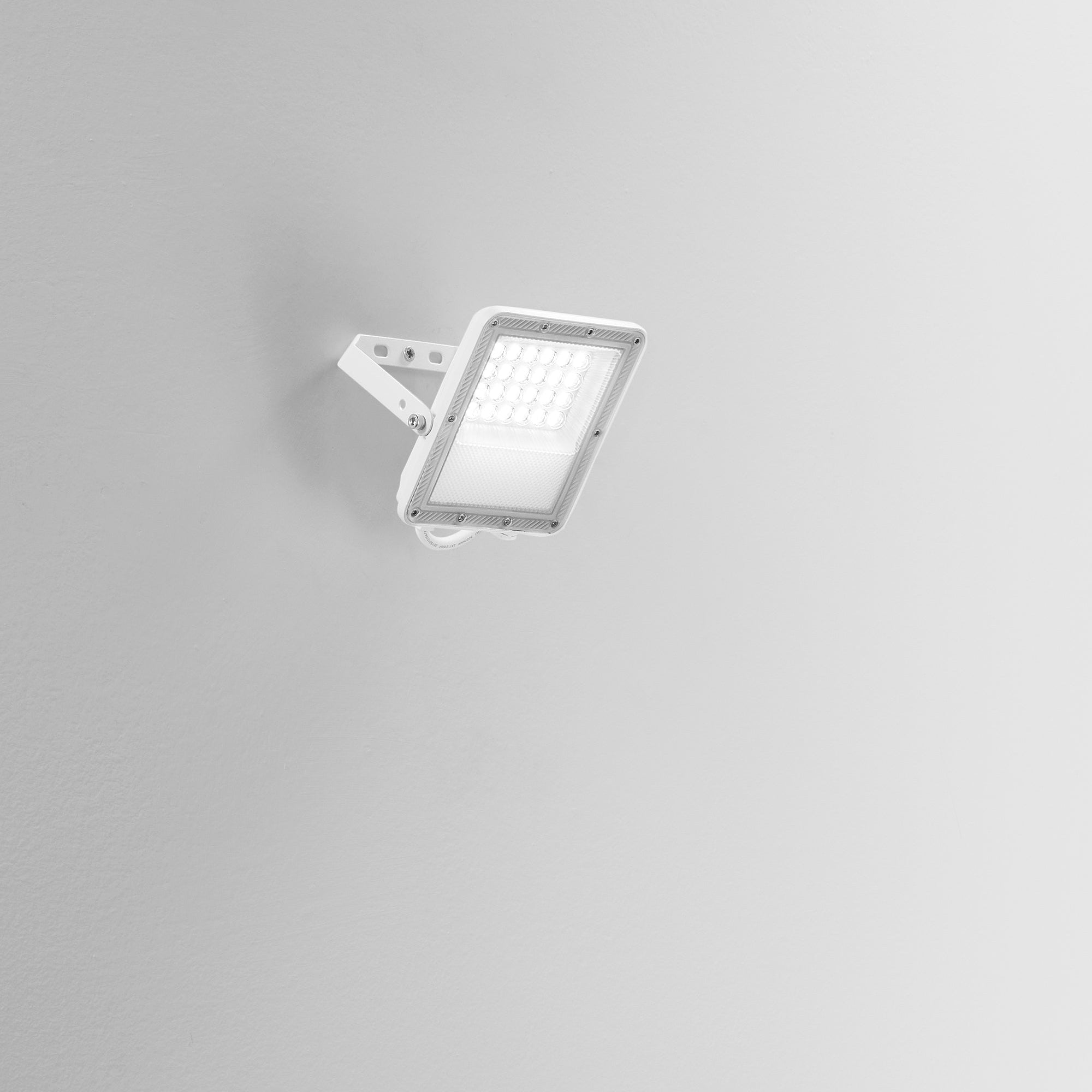 Proiettore LED Esus bianco 20W - Foto sfondo grigio