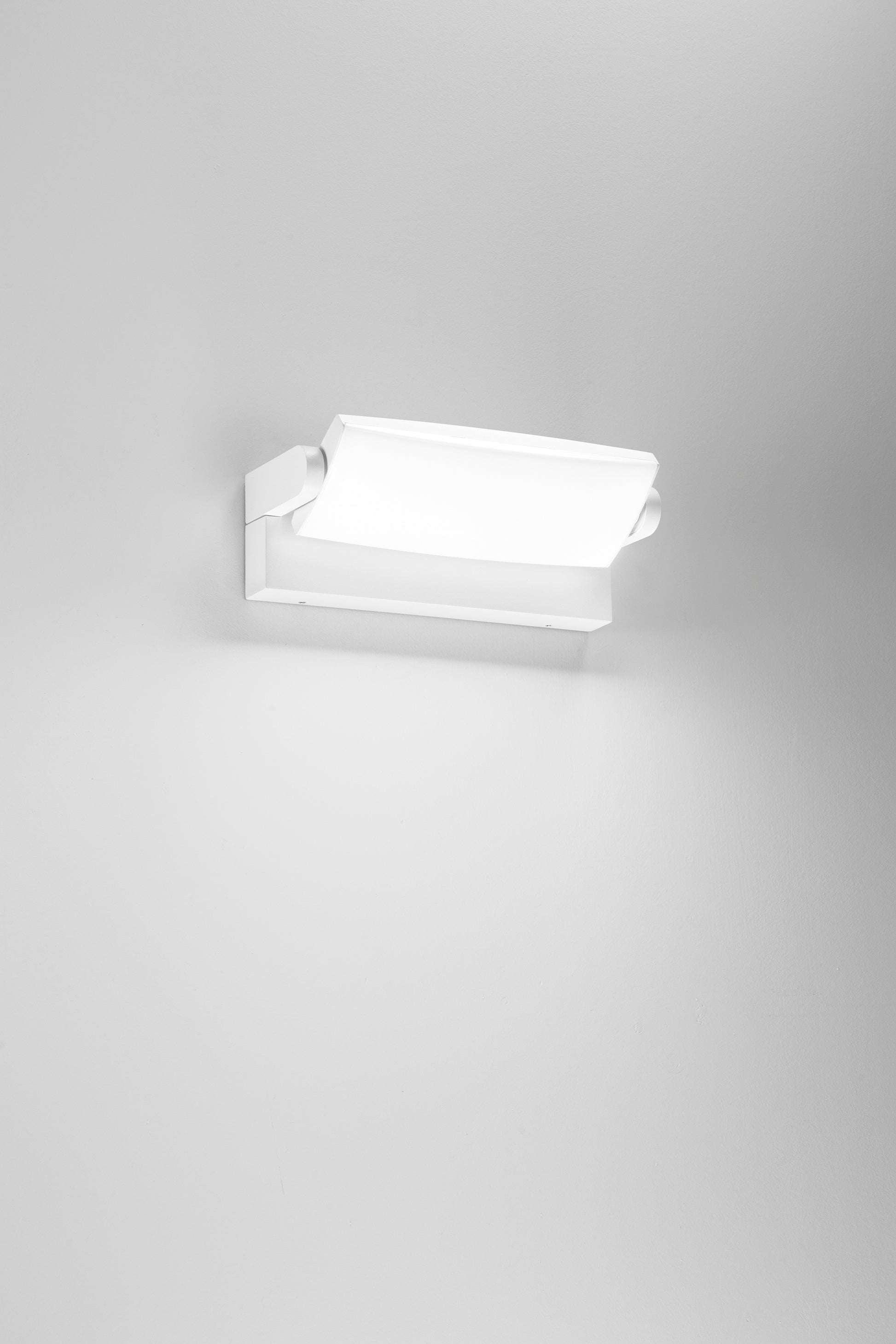 Applique LED FLOYD in alluminio | FT Feel The
