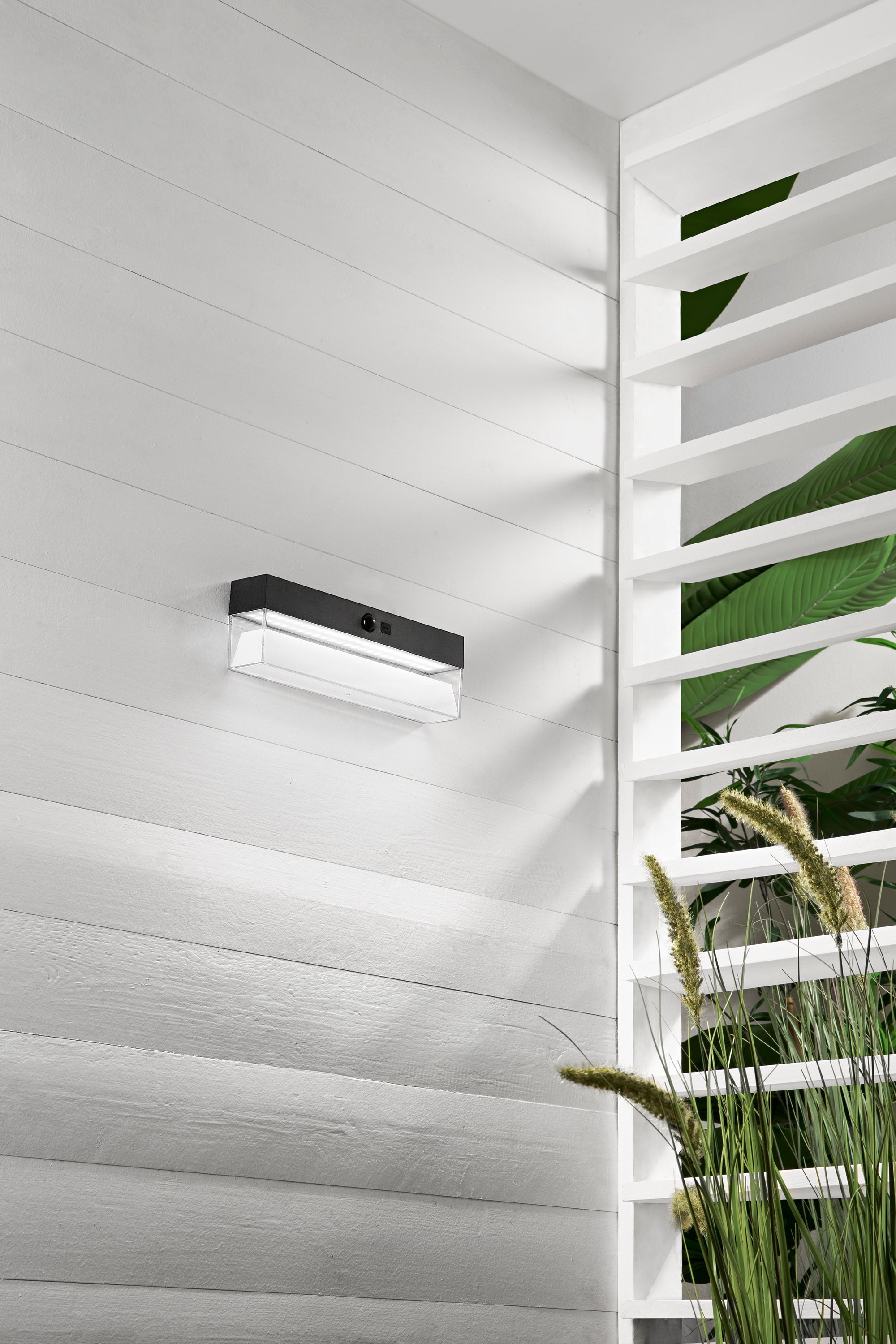 Applique LED GIZAH con sensore e pannello solare | FT Feel The
