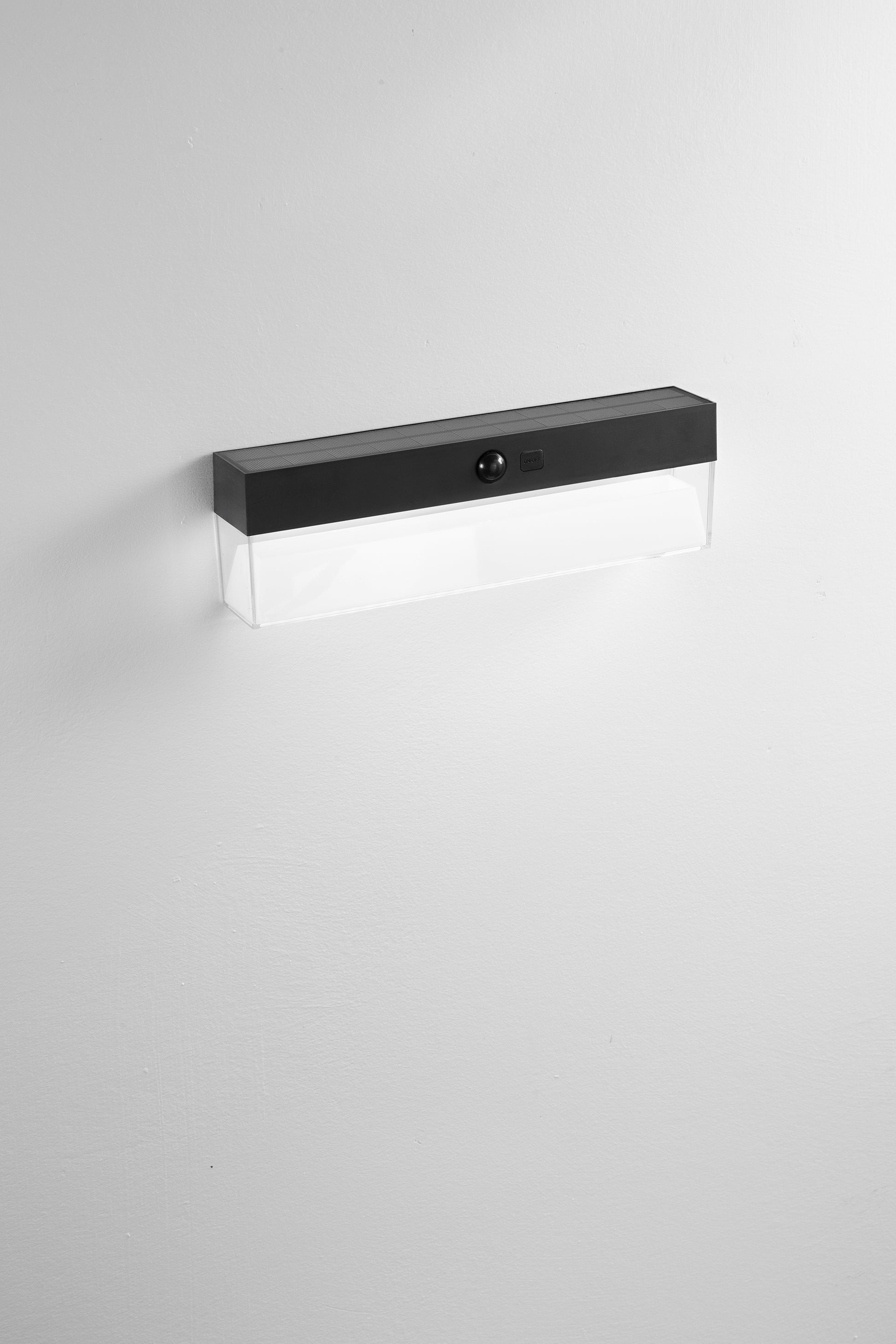 Applique LED GIZAH con sensore e pannello solare | FT Feel The
