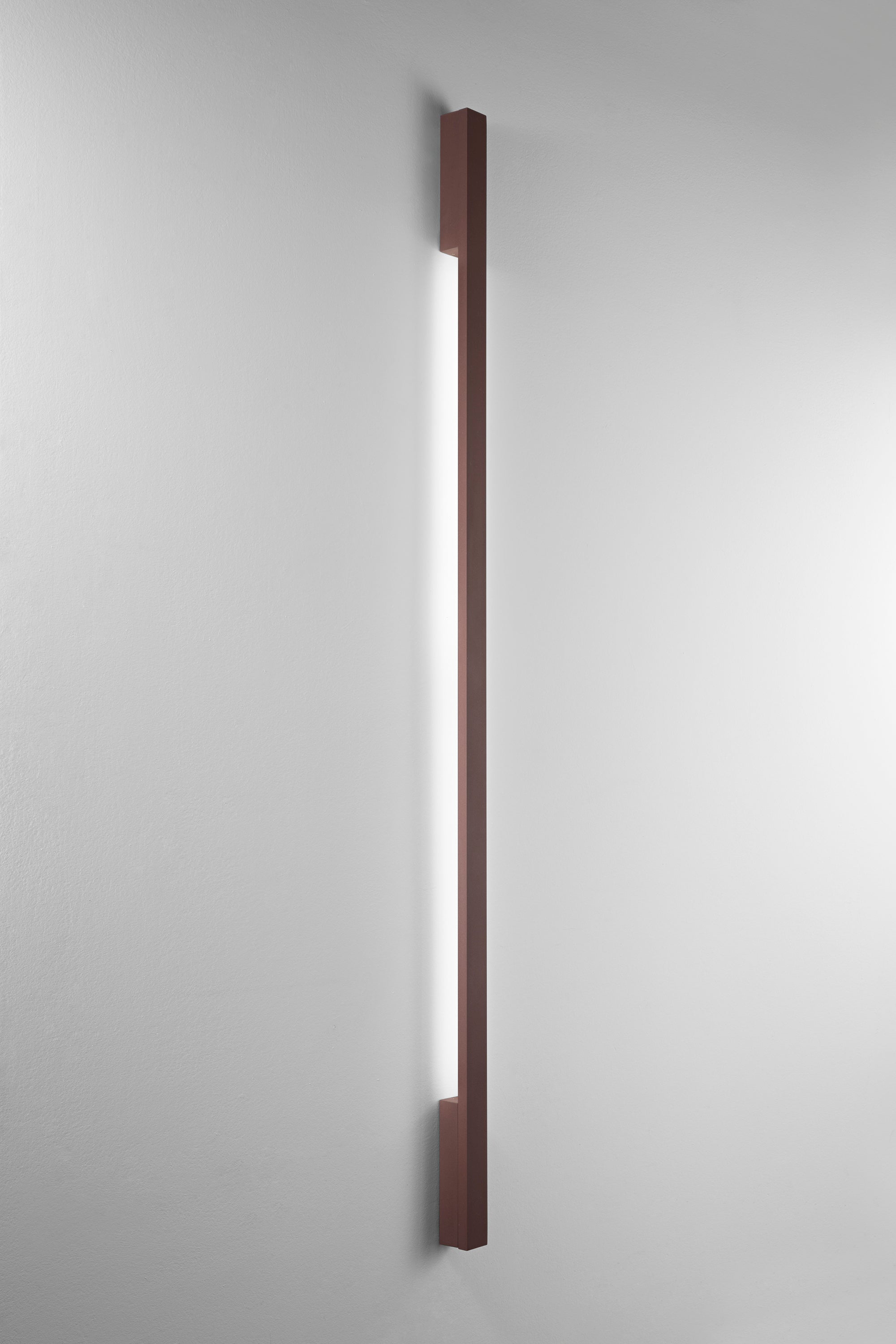 Applique LED Hercules grande - Foto sfondo grigio