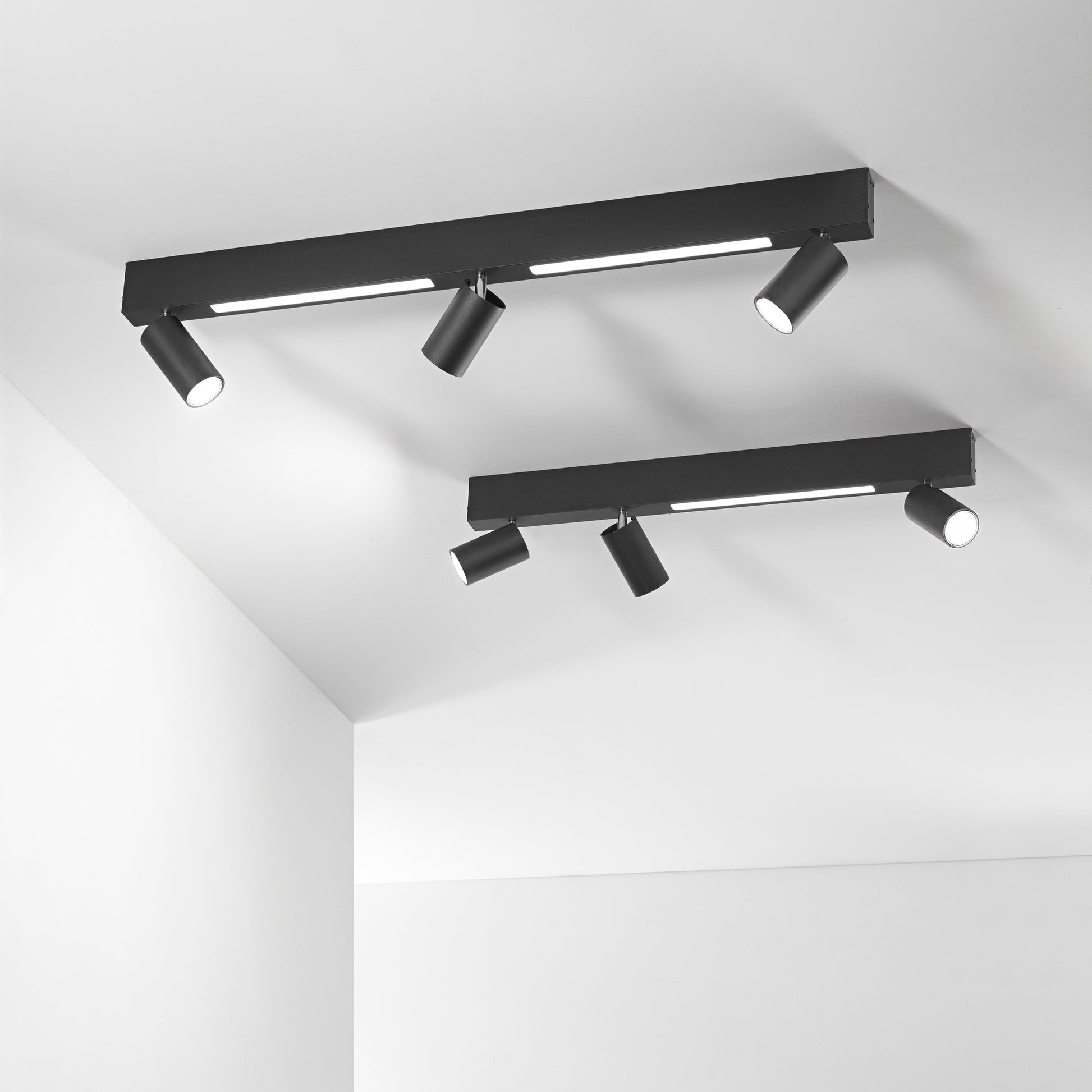 Plafoniera ORIENTED con struttura in metallo | FT Feel The