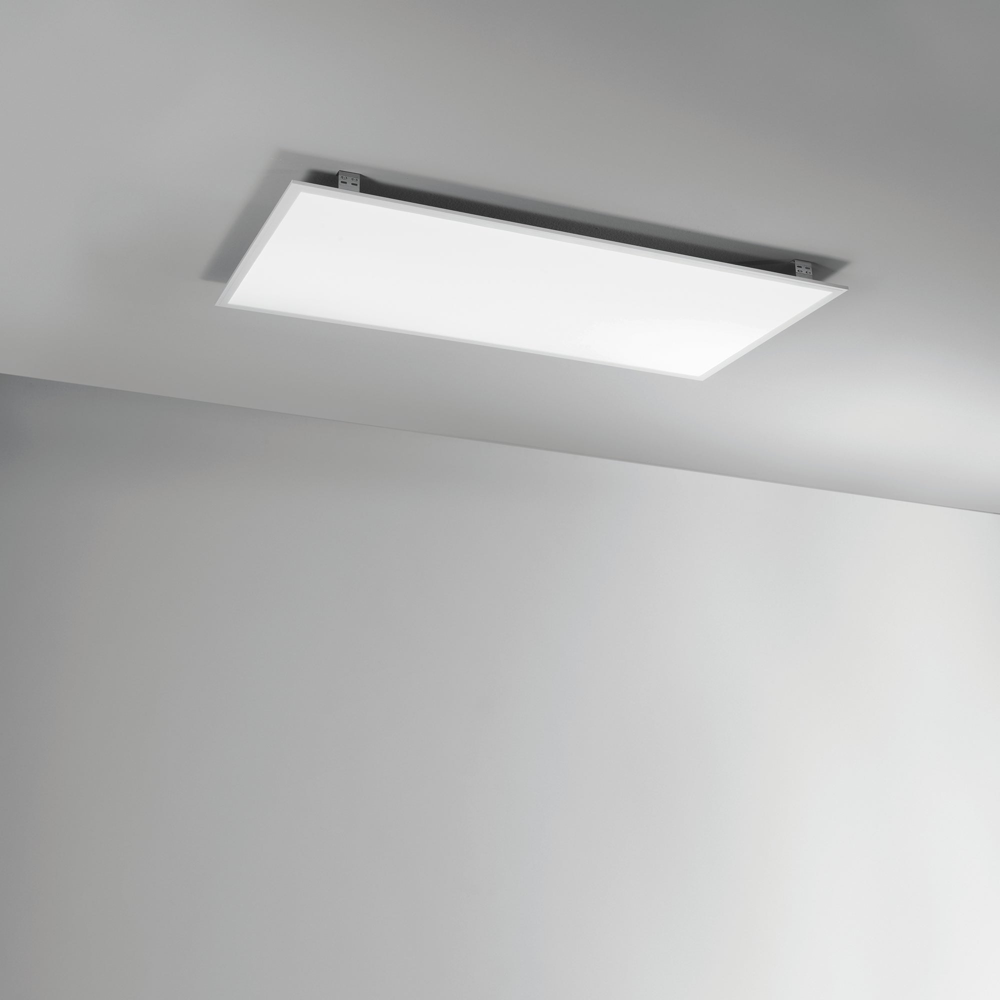 Panneau LED 40W en aluminium avec finition blanche et double émission lumineuse, lumière naturelle
