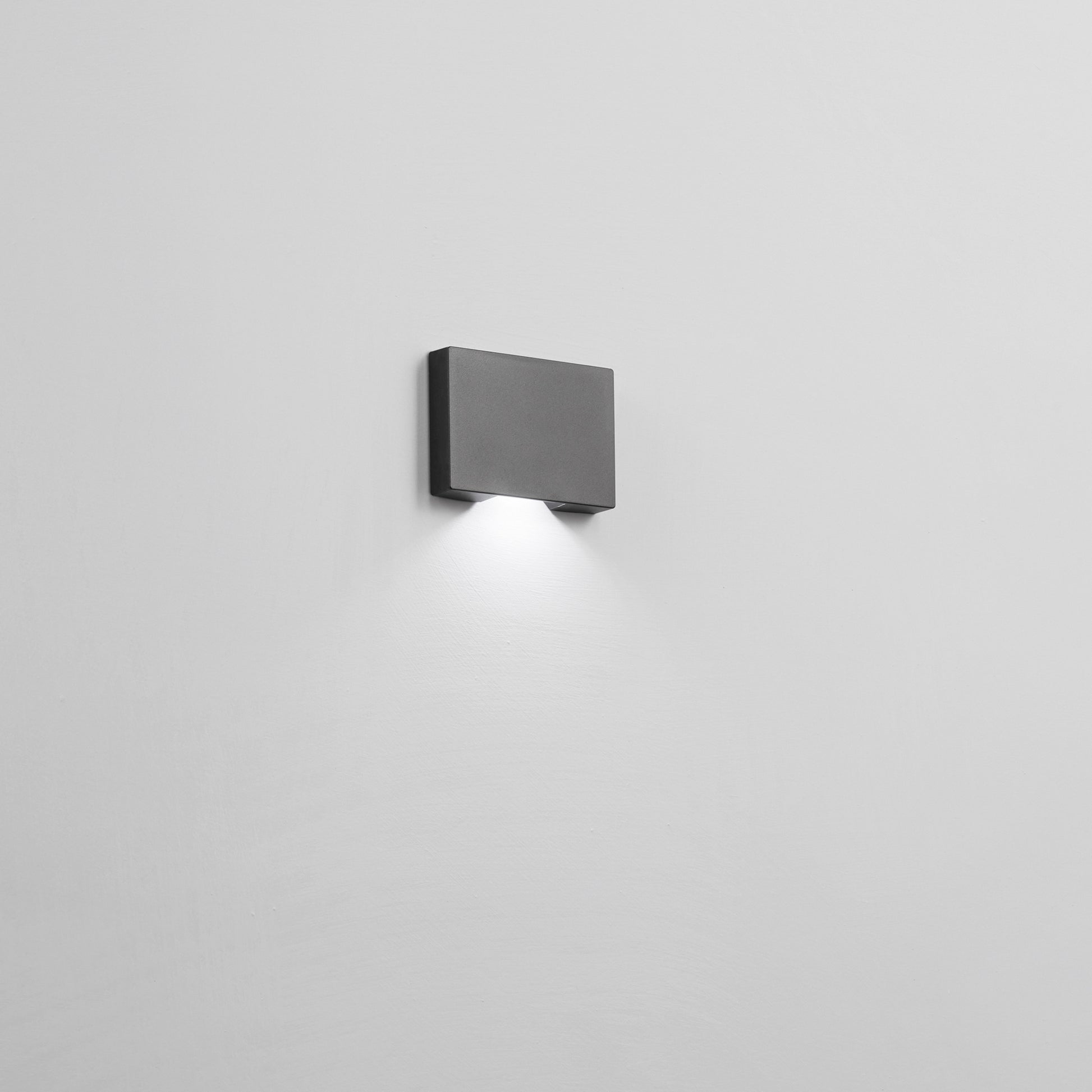 Applique LED Steplight | FT Feel The