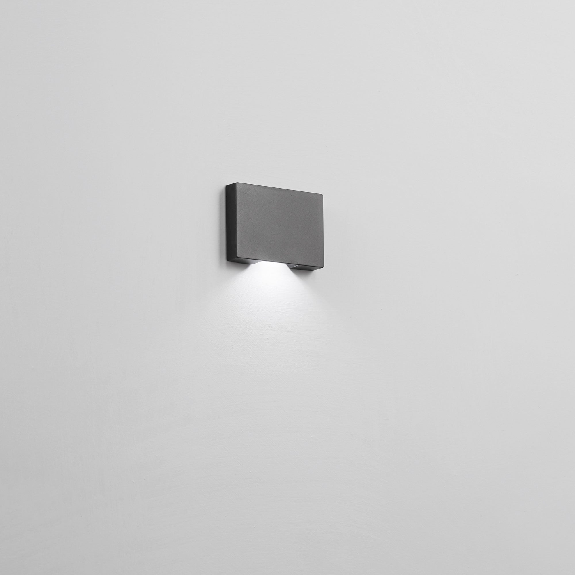 Applique LED Steplight | FT Feel The