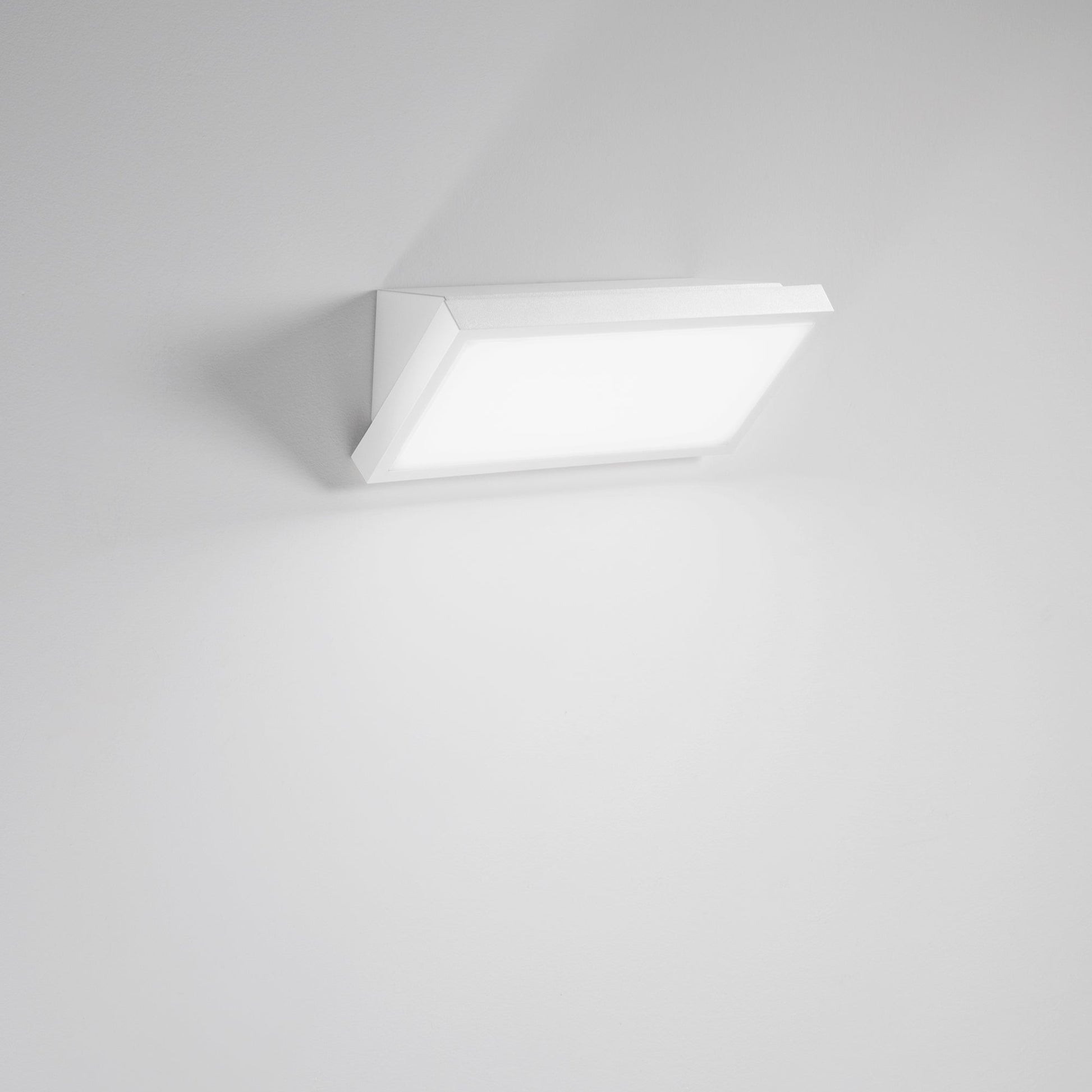 Applique LED Rim | FT Feel The