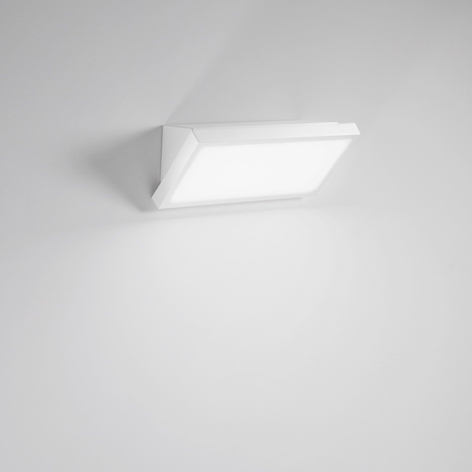 Applique LED Rim | FT Feel The