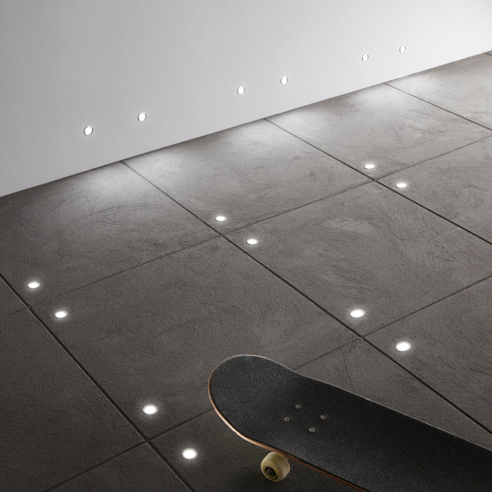 Rider recessed walk-over 6-piece steplight kit, with integrated LED and steel color finish 