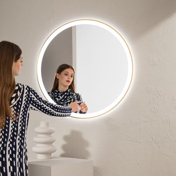 Specchio Oronero con ragazza che si spcchia