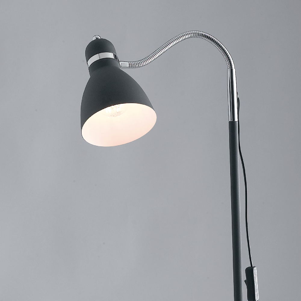 PEOPLE floor lamp in metal with adjustable diffuser
