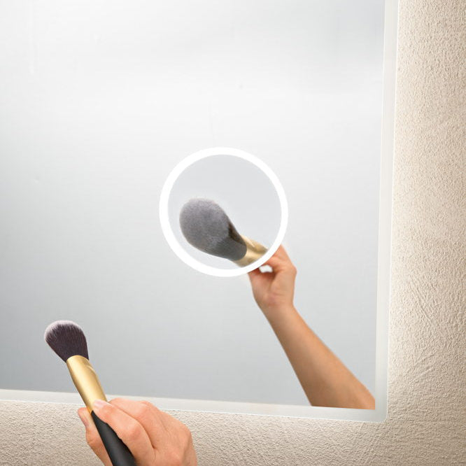 Specchio Zoom rettangolare con mano che accende il sensore