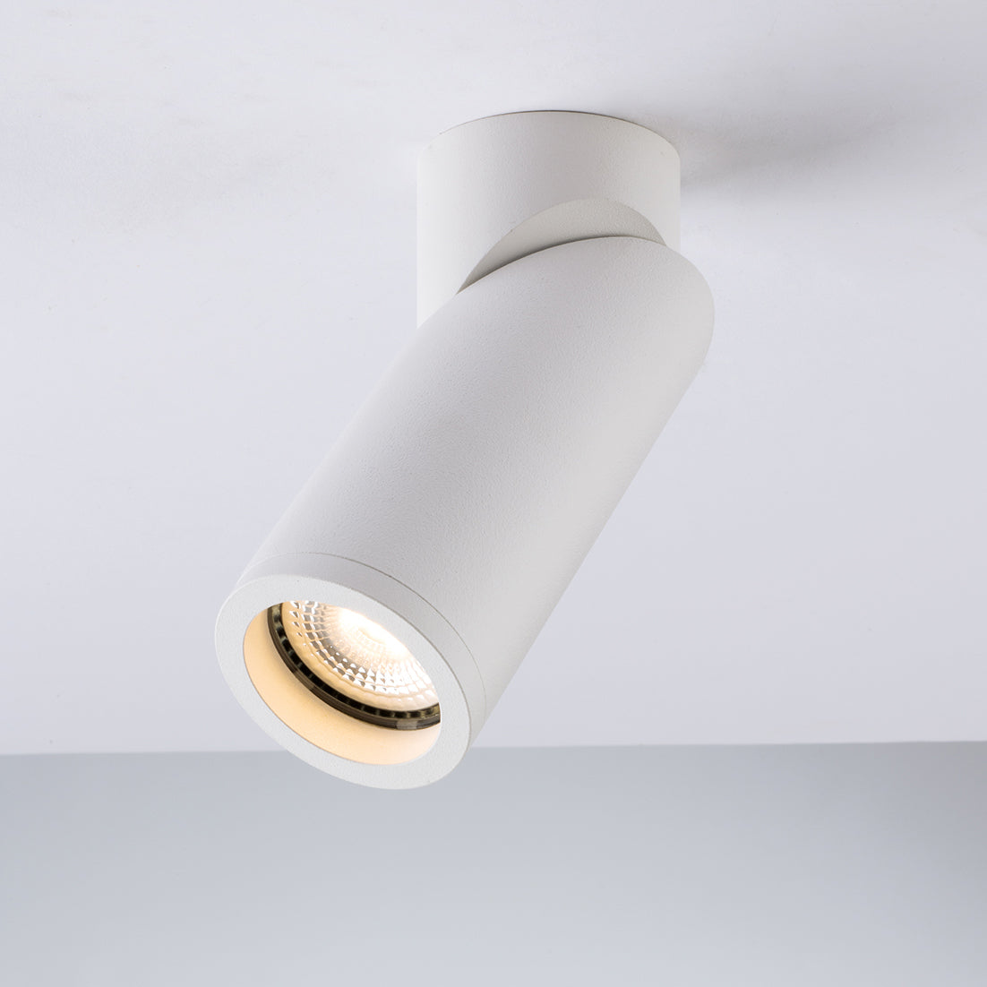 Plafoniera GENESIS in alluminio con diffusore orientabile - FT-FeelThe