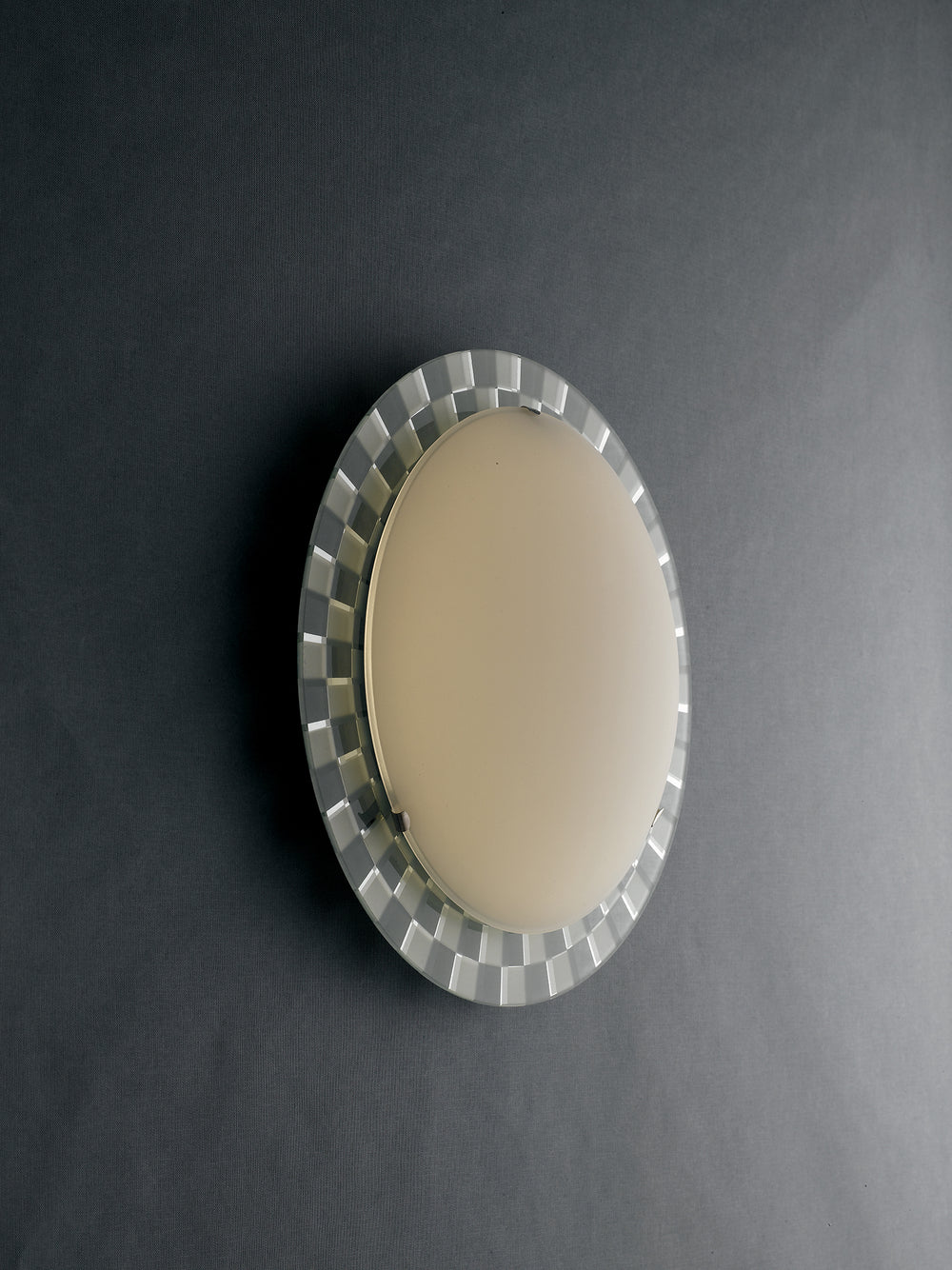 Plafoniera LED Glamour in vetro bianco con vernici a specchio con decoro a scacchi