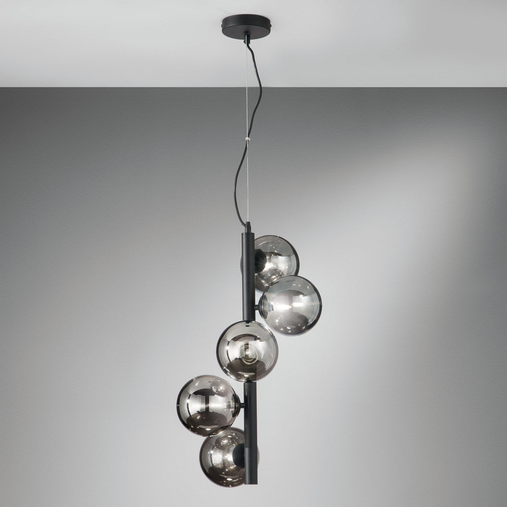Lampe à suspension HONEY en métal satiné avec cinq diffuseurs en verre soufflé