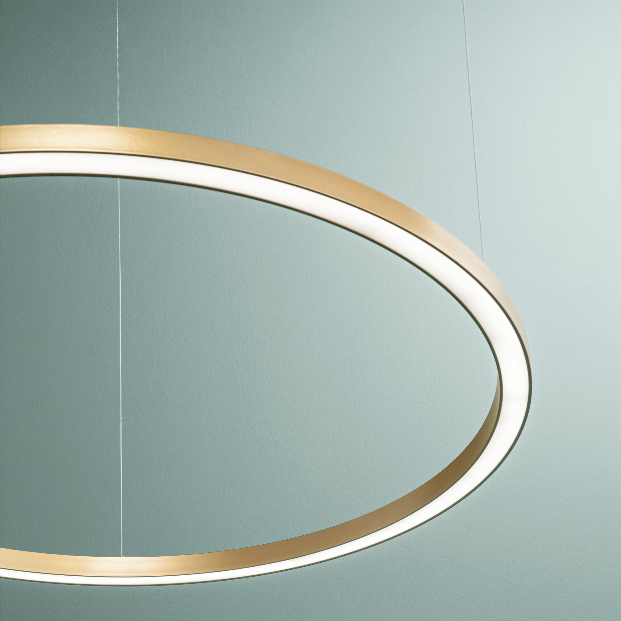 Lampadario a sospensione HOOP con interruttore CCT per la personalizzazione della temperatura colore - FT-FeelThe
