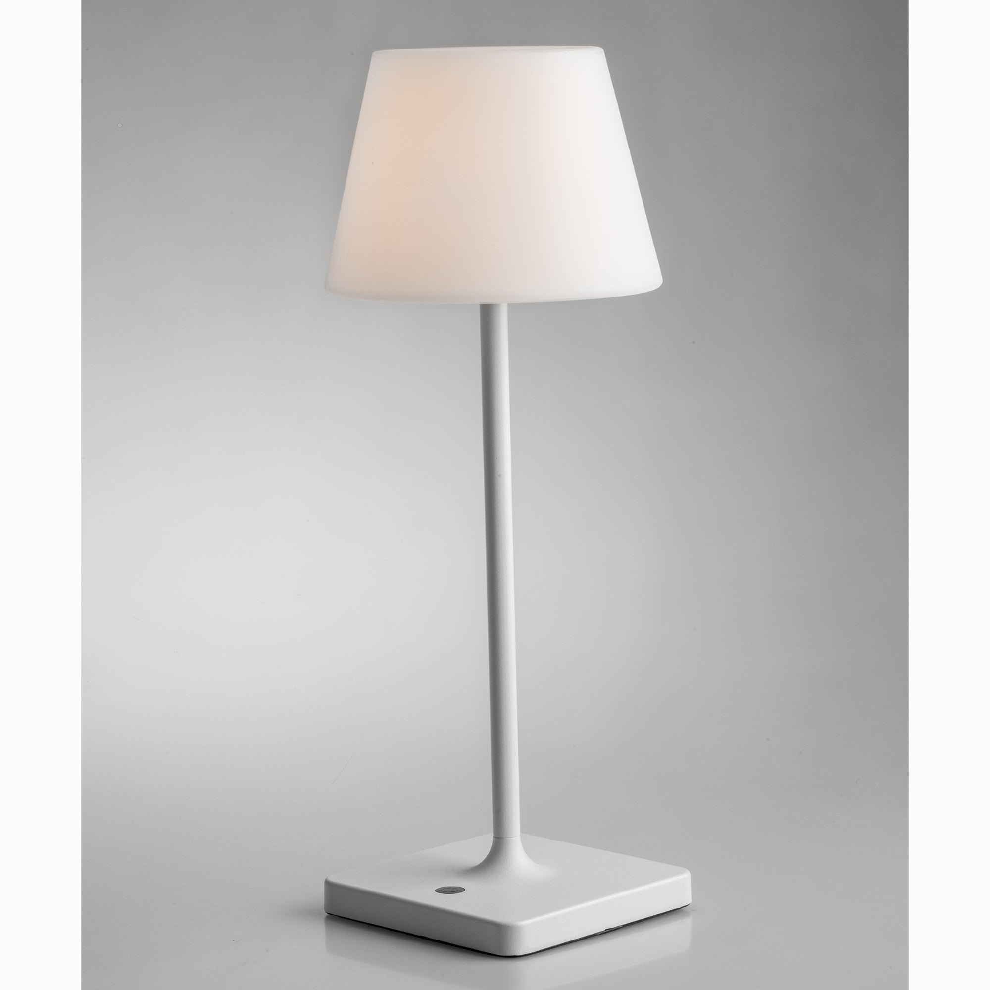 Lampada da tavolo LED JAMMIN a batteria in metallo a luce calda dimmerabile - FT-FeelThe