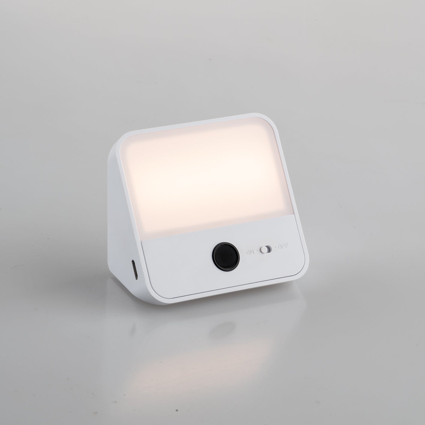 Aurika LED bajo mueble de pared con sensor de movimiento, luz cálida 