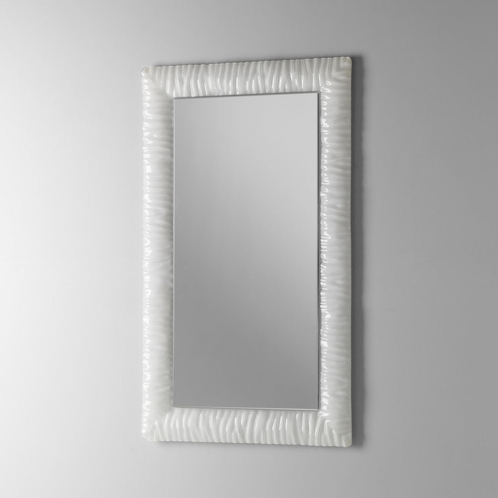 Miroir HELSINKY avec cadre en verre fondu blanc