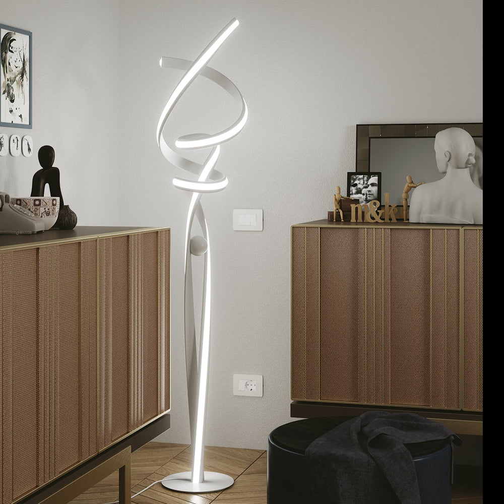 Mystral Lámpara de pie LED regulable de 36W con estructura de aluminio gofrado en blanco y difusor de silicona, luz natural